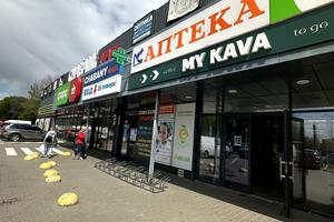 комерційна за адресою Машинобудівників вул., 7