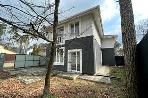 дом по адресу Революції, 1