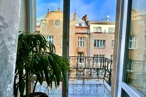 квартира за адресою Івана Рутковича вул. (), 4