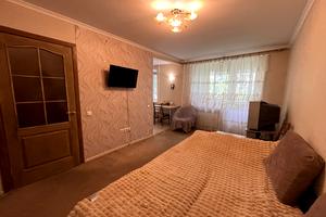 квартира за адресою Українська вул., 43