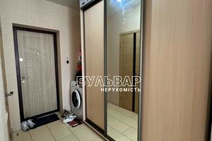 квартира по адресу Черновицкая ул., 5б