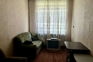 квартира за адресою Кам'янське (Дніпродзержинськ), Лісопильна вул., 76