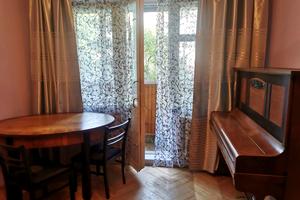 квартира за адресою Медової Печери вул. (), 13