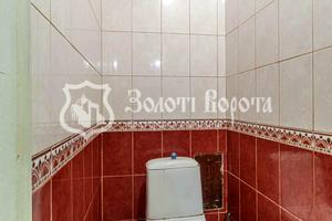комерційна за адресою Братиславська вул., 13