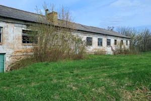 комерційна за адресою Вербова, 3б
