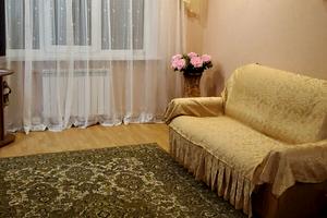 квартира за адресою Запорізька вул., 4