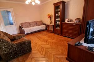 квартира за адресою Віталія Гуляєва вул., 15а