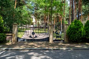 дом по адресу Анатолія Солов'яненка, 4