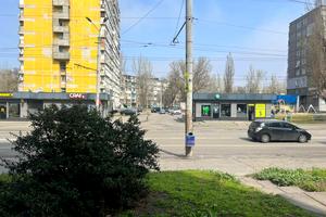 комерційна за адресою Калинова вул., 53