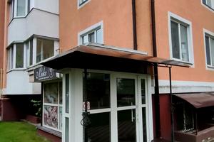 комерційна за адресою Бориса Гмирі вул., 16-А