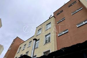 комерційна за адресою Милославська вул., 6