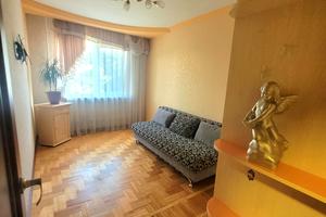 квартира по адресу Гвардейцев-Широнинцев ул., 13