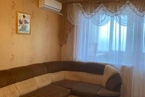 квартира за адресою Нескорених вул. (Героїв Праці), 10
