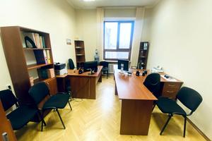 комерційна за адресою Іоанна Павла II вул. (Патріса Лумумби), 21