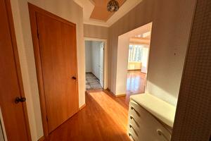 квартира за адресою Зарічанська вул., 11