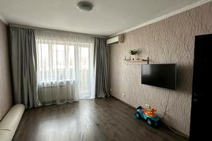 квартира за адресою житловий масив Тополя-3 вул., 13