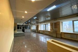 коммерческая по адресу Богдана Хмельницкого ул., 1