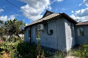 будинок за адресою Леоніда Каденюка вул. (Серьогіна), 12