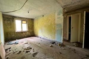 комерційна за адресою Міру, 21