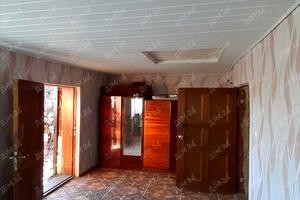 будинок за адресою Центральна, 1