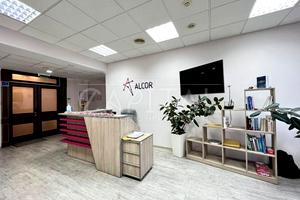 комерційна за адресою Польова вул., 24Д