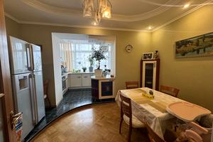квартира за адресою Педагогічна вул., 27