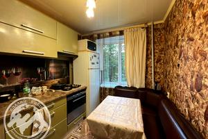 квартира за адресою Остапа Вишні вул., 5