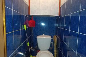 кімната за адресою Максимовича, 9А