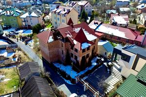 дом по адресу Василя Симоненка ул., 22а