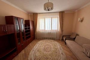 будинок за адресою В'ячеслава Чорновола вул.