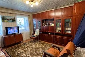 будинок за адресою Леоніда Каденюка вул. (Серьогіна), 12