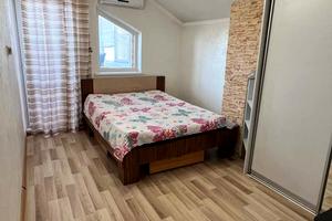 будинок за адресою Зоряна 33б, 33б