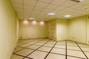 коммерческая по адресу Варненская ул., 7
