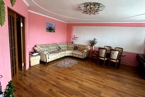 квартира за адресою Заводська вул., 18/1