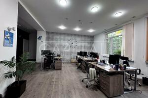 комерційна за адресою Олени Теліги вул., 5