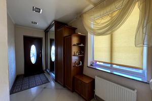 будинок за адресою Вулиця Леоніда Каденюка (Комарова), 80а