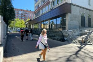 коммерческая по адресу Александра Поля просп. (Кірова), 42