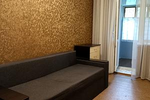 квартира за адресою Охтирська вул., 12