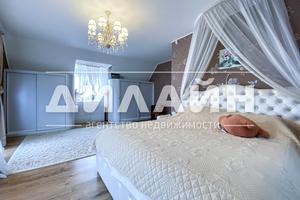 дом по адресу Виноградная, 777