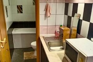 комерційна за адресою Середньофонтанська вул., 51