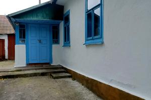 будинок за адресою Центральна, 1