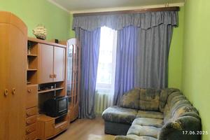 квартира за адресою Рятувальників вул., 20