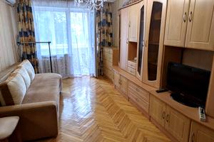 квартира за адресою Празька вул., 4