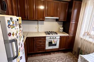 квартира за адресою Кам'янецька вул., 107