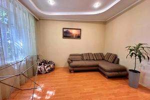 квартира за адресою Погранична, 13