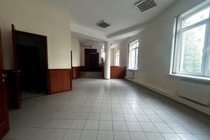комерційна за адресою Євгена Коновальця вул. (Щорса), 36-Б