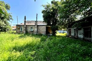 будинок за адресою Тополина вул., 4