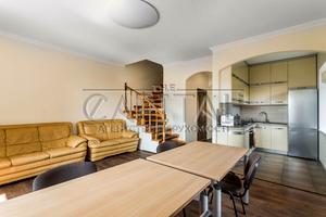комерційна за адресою Сорочинська вул., 8