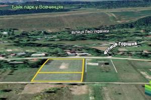 участок по адресу Лесі Українки