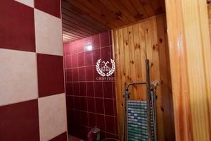 будинок за адресою Лугова